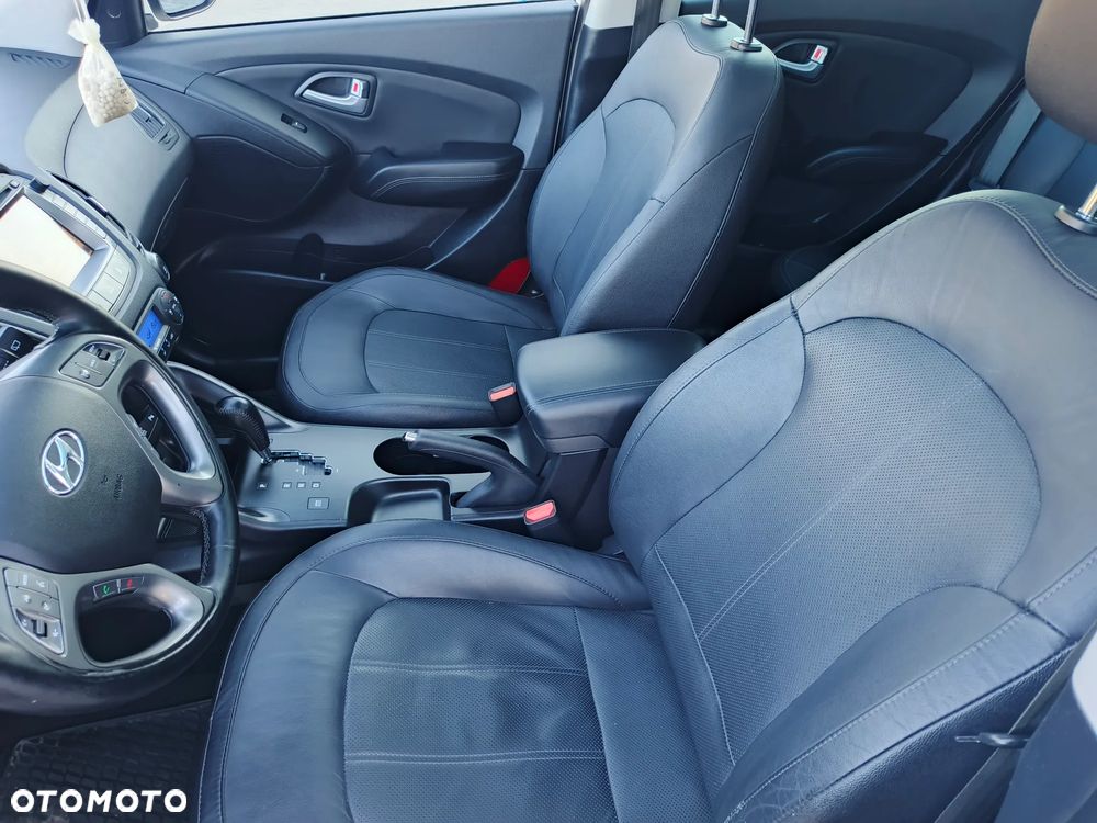 Hyundai ix35 2.0 CRDi 4WD Automatik Premium - 22