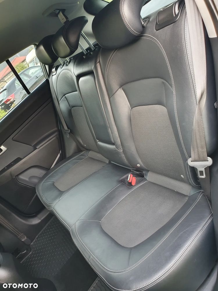 Kia Sportage 2.0 CRDI 4WD Automatik Dream-Team Edition - 21