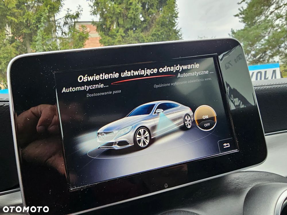 Mercedes-Benz Klasa C 200 4-Matic 9G-TRONIC - 19