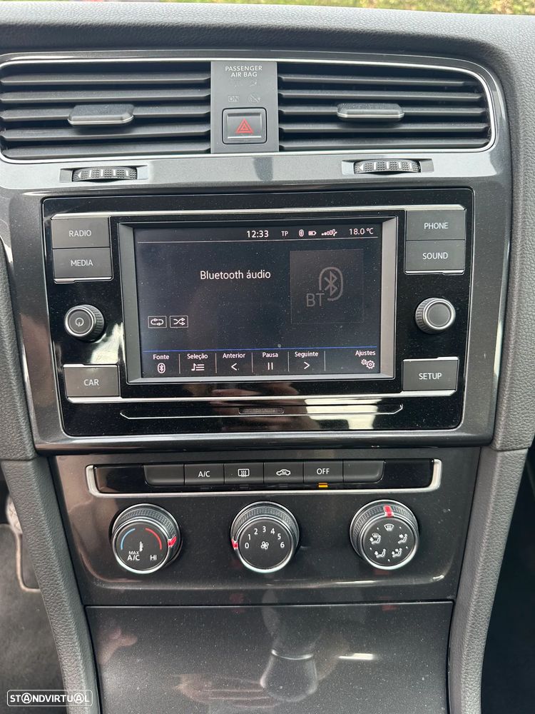 VW Golf 1.6 TDI Confortline - 10