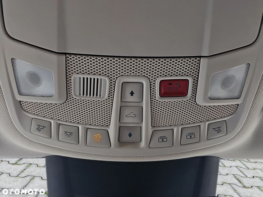 Ford Mondeo 2.0 EcoBlue Titanium - 29