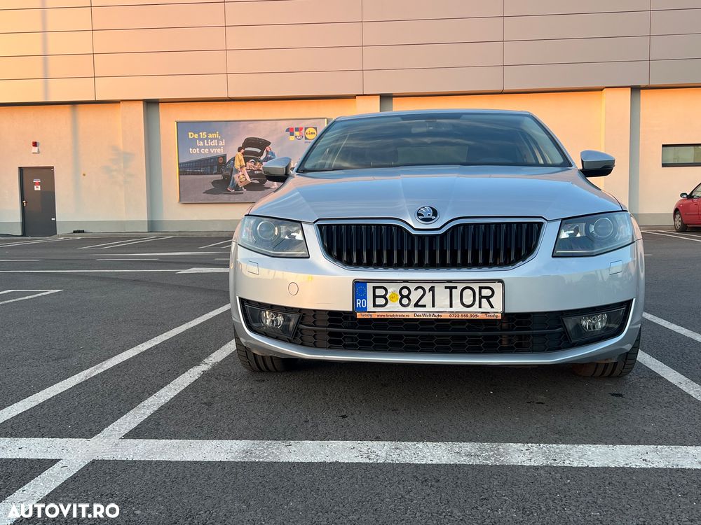 Skoda Octavia 1.4 TSI ELEGANCE - 2