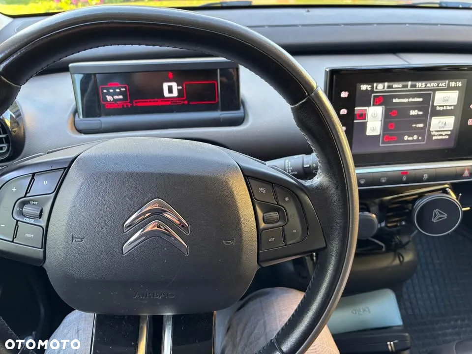 Citroën C4 Cactus 1.2 PureTech Shine Edition S&S - 6