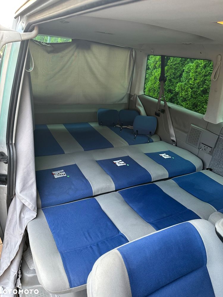 Volkswagen Multivan - 14