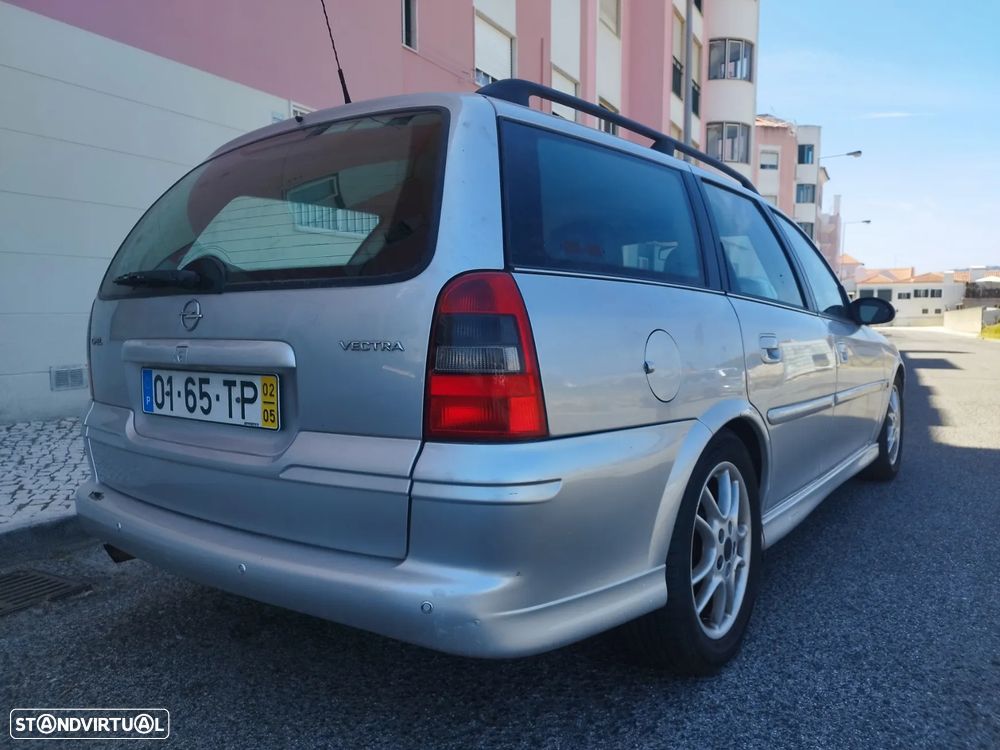 Opel Vectra Caravan 1.6 100 - 3