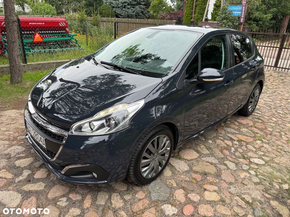 Peugeot 208 PureTech 82 Stop & Start Signature - 12