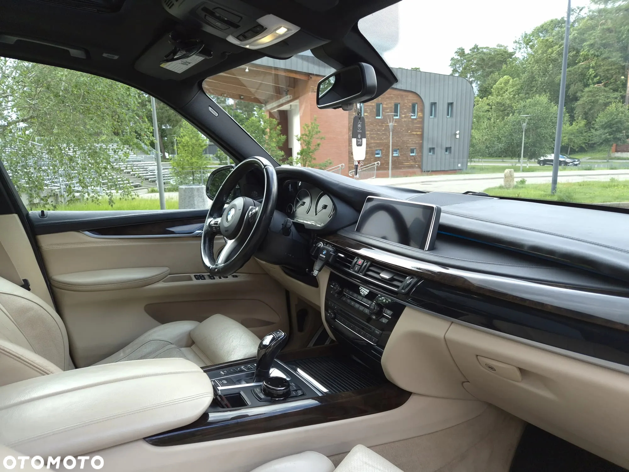 BMW X5 xDrive35i Sport-Aut - 30