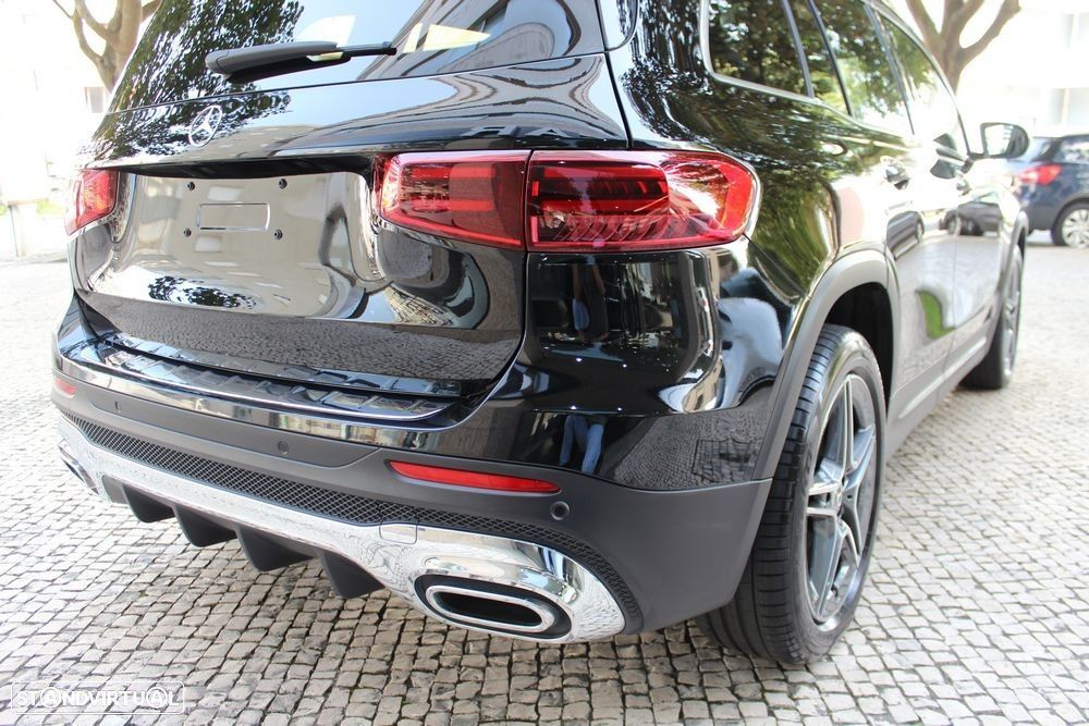 Mercedes-Benz GLB 200 d AMG Line - 13