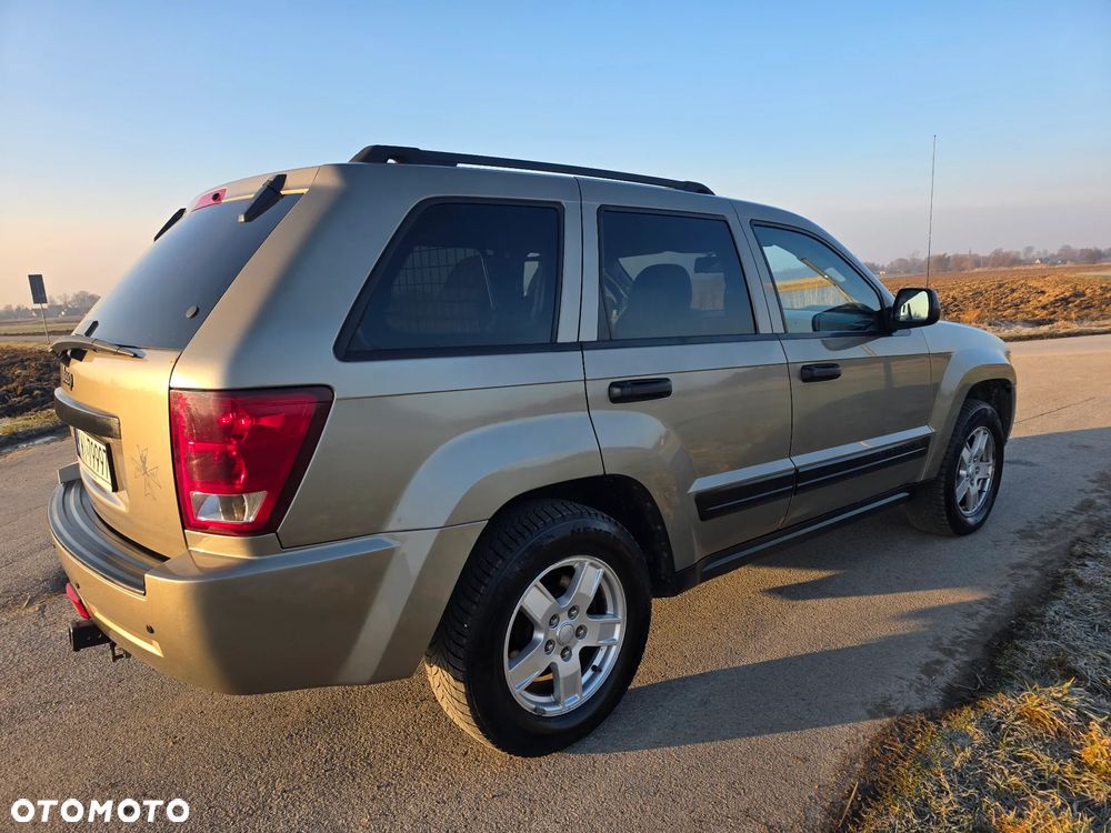 Jeep Grand Cherokee - 11