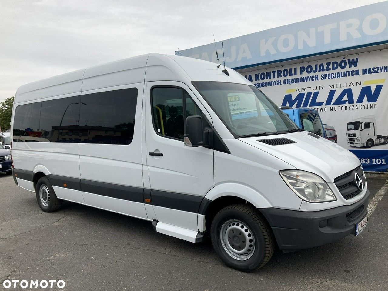 Mercedes-Benz Sprinter - 30