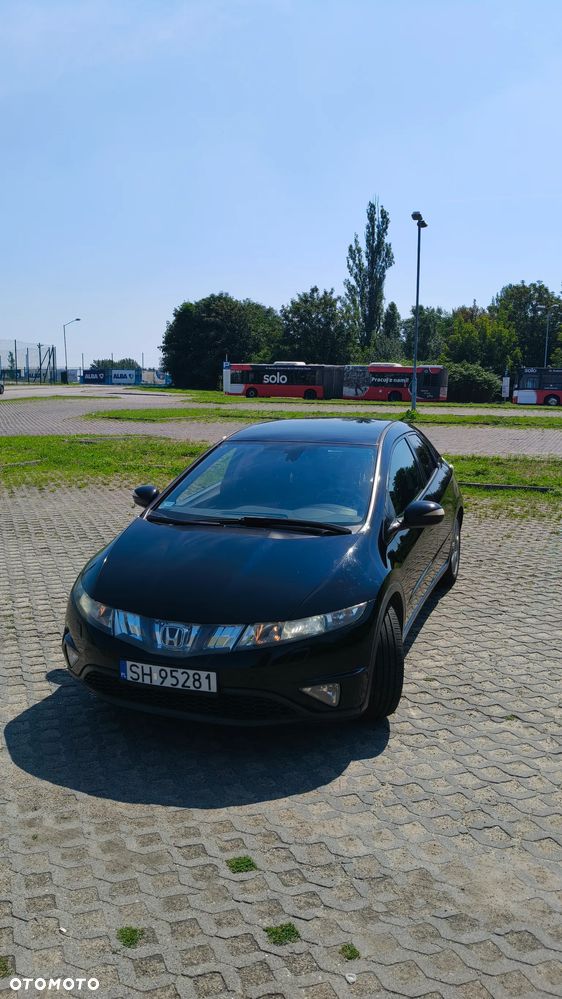 Honda Civic 1.8 Executive - 1