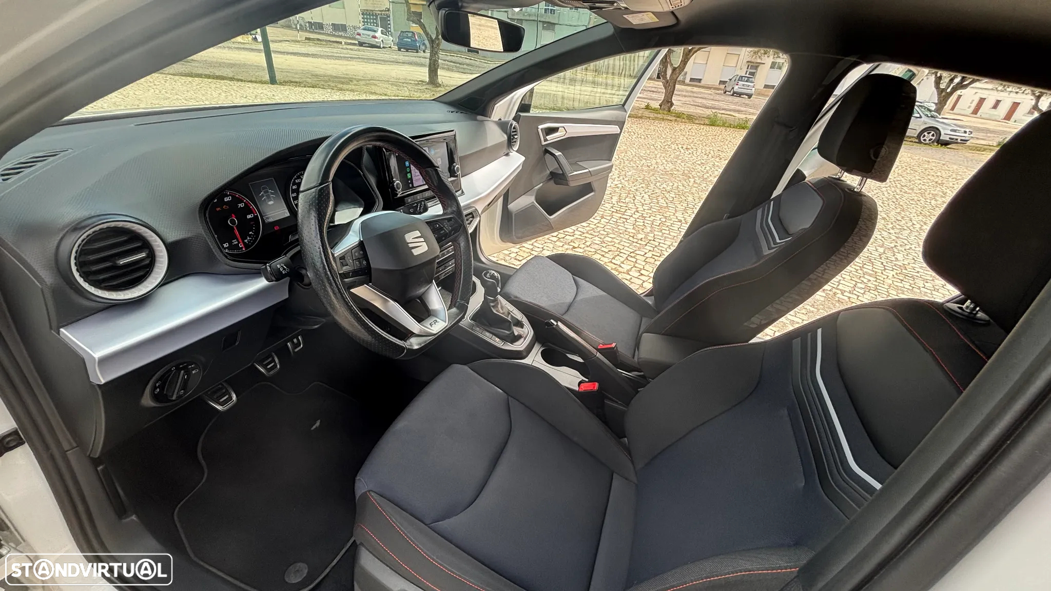 SEAT Ibiza 1.0 TSI FR - 11