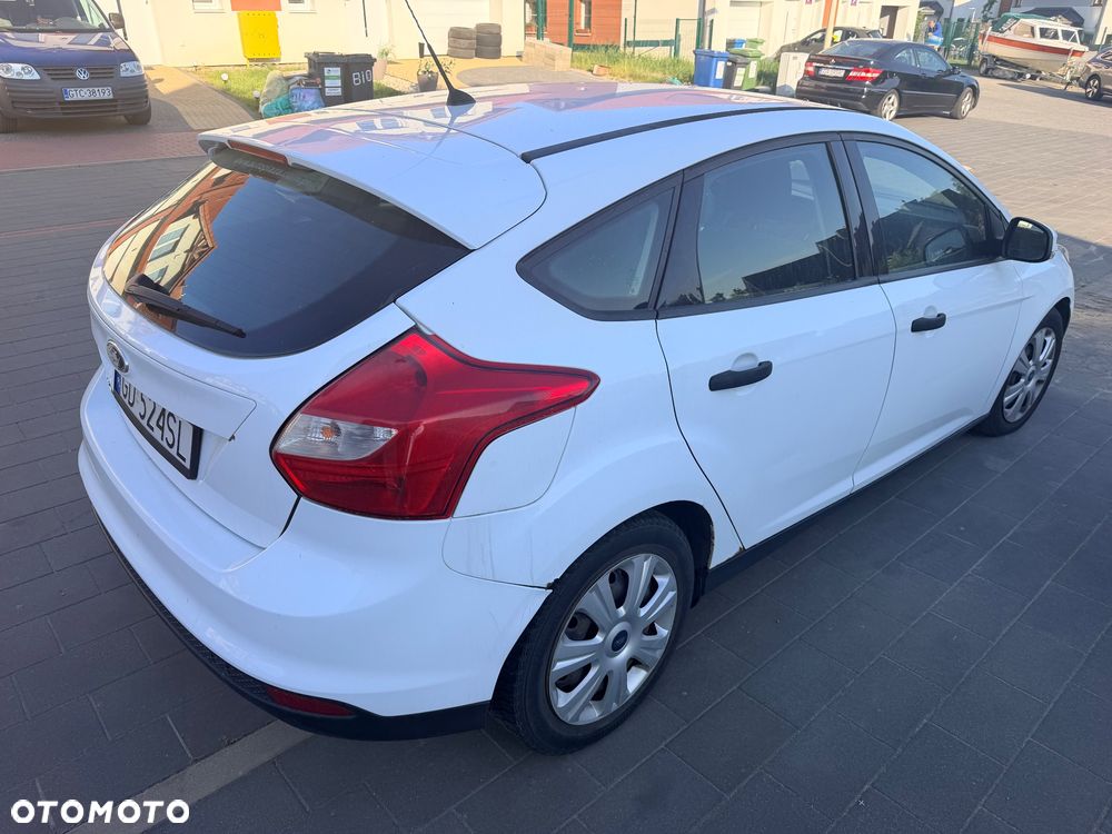Ford Focus 1.6 TDCi Ambiente - 9