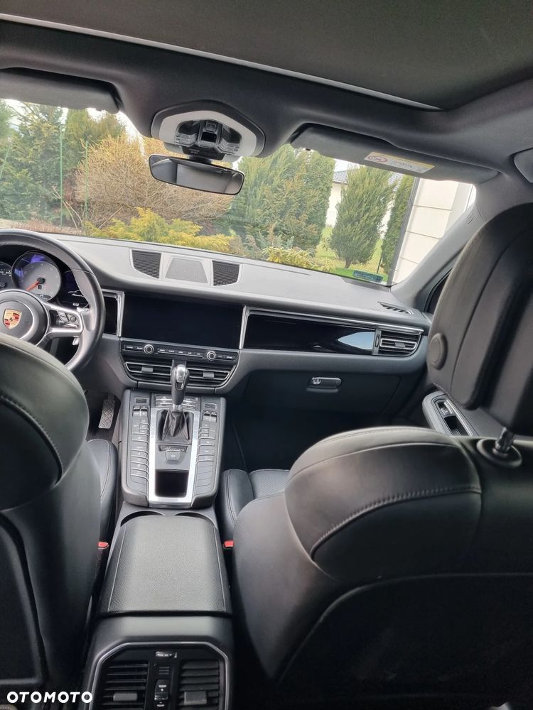 Porsche Macan - 10