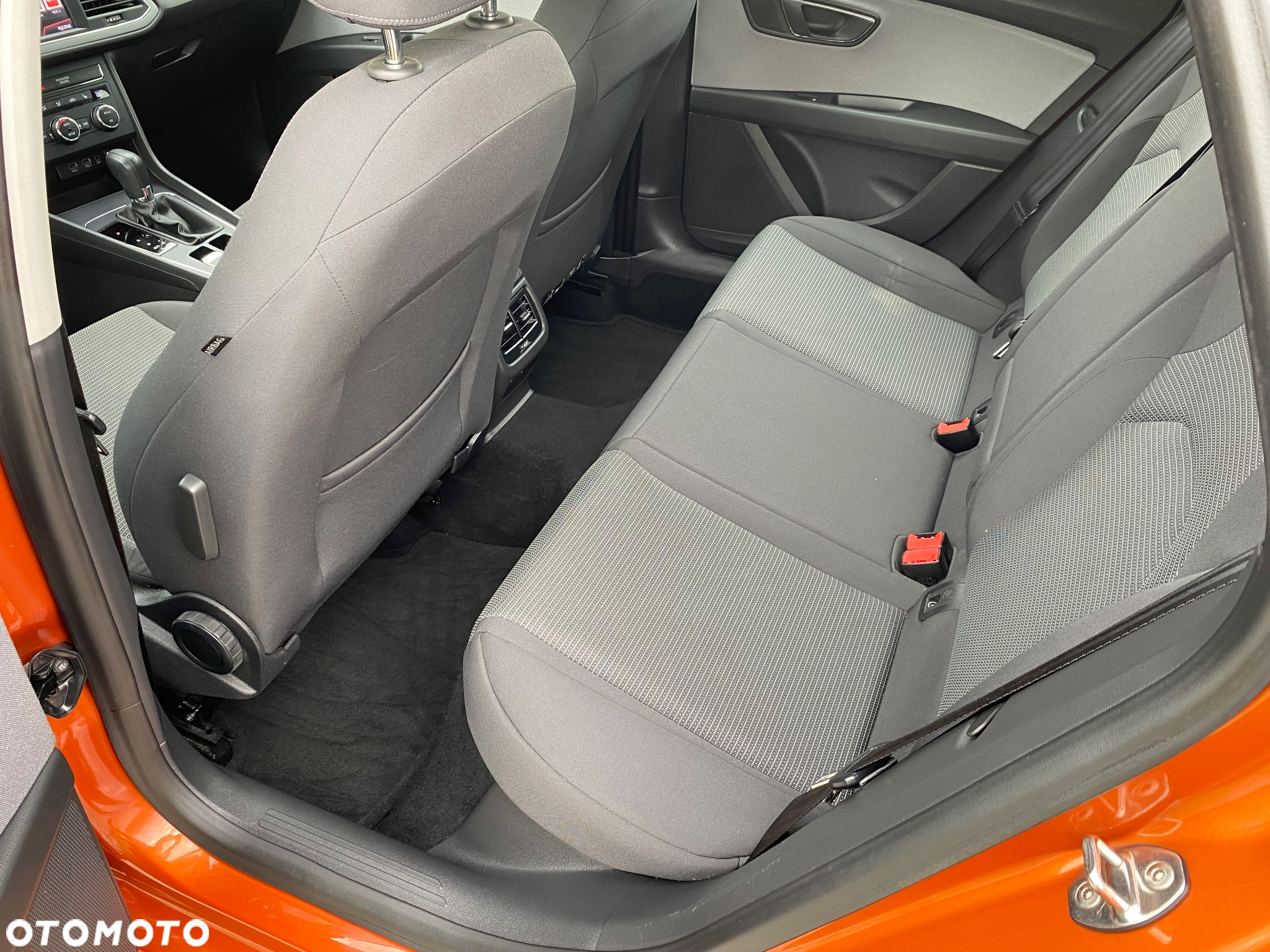 Seat Leon 1.6 TDI Copa S&S DSG - 25