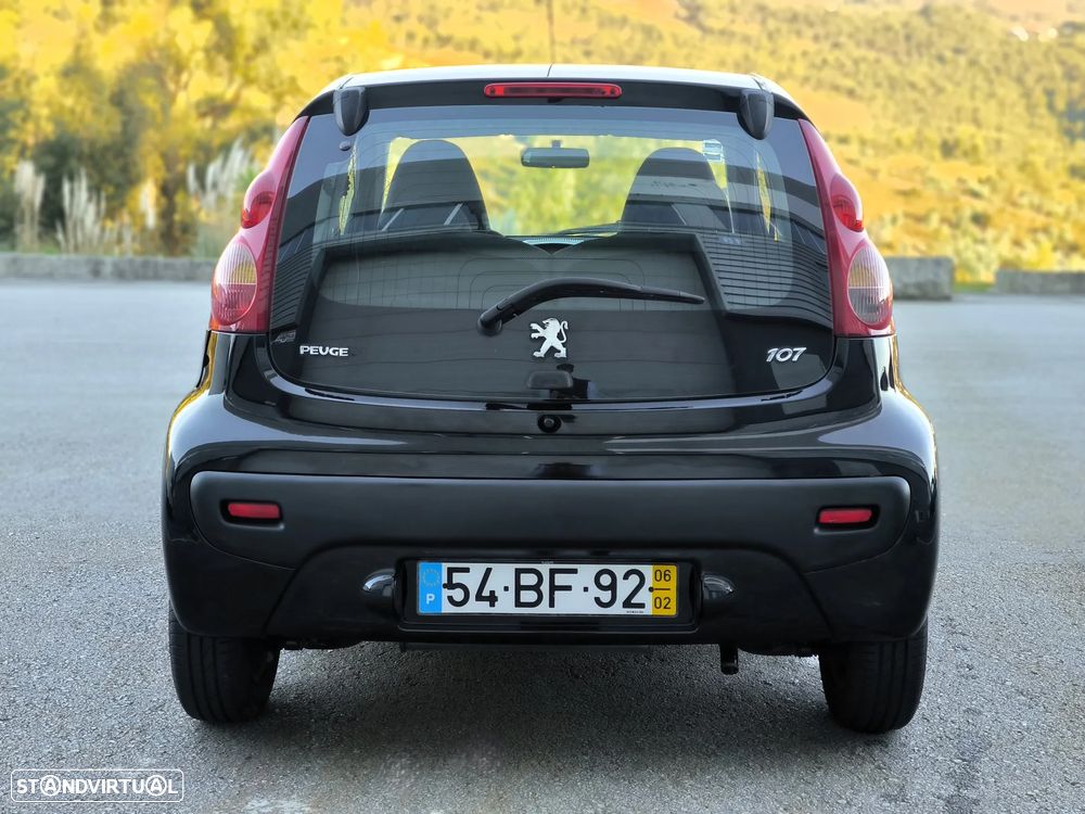 Peugeot 107 1.0 Urban - 6