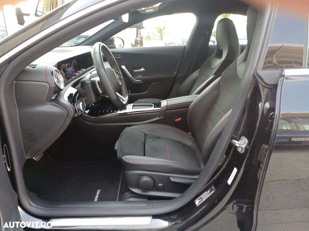 Mercedes-Benz CLA 180 7G-DCT AMG Line - 10