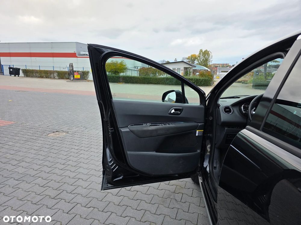 Peugeot 3008 2.0 HDi HYbrid4 - 10