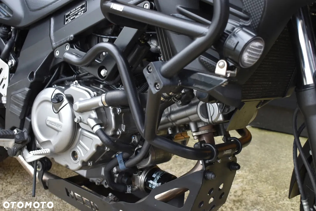 Suzuki V-STROM - 34