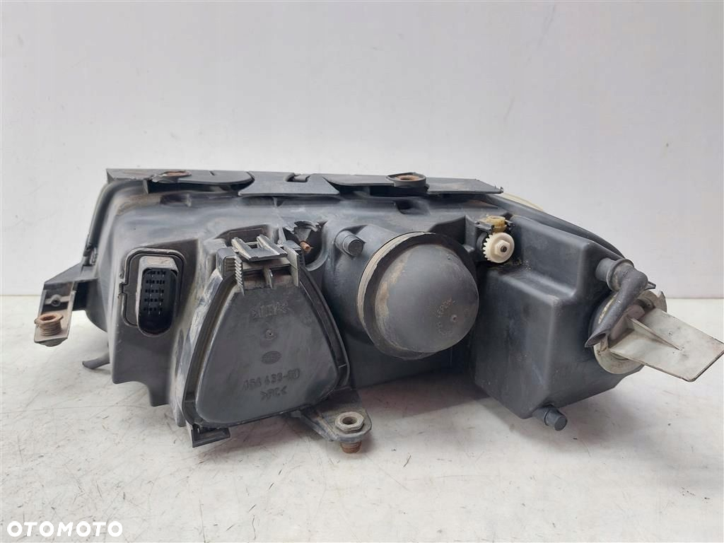Reflektor lampa przód prawa VW Passat B5 FL SOCZEWKA 2000-2005 - 2