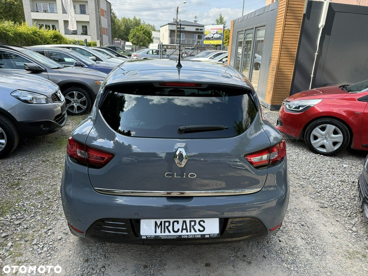 Renault Clio - 8