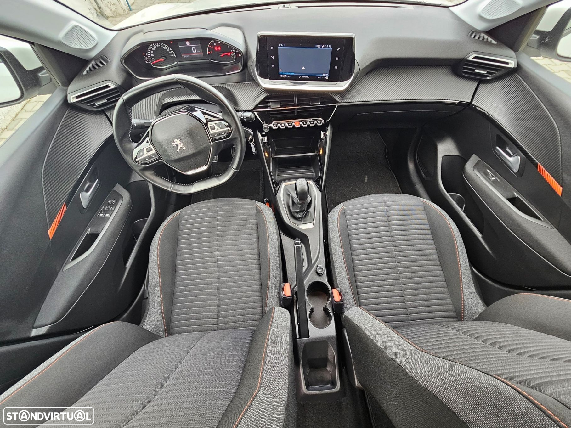 Peugeot 208 1.2 PureTech Active - 15