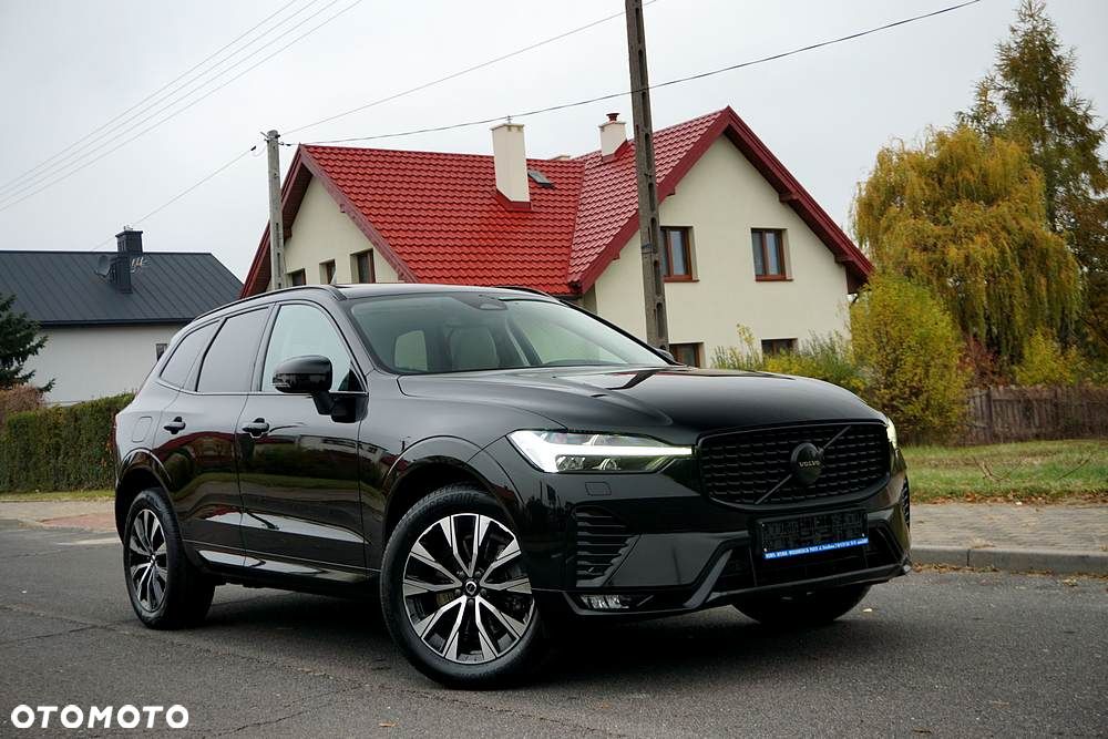 Volvo XC 60 B4 D Plus Dark - 3