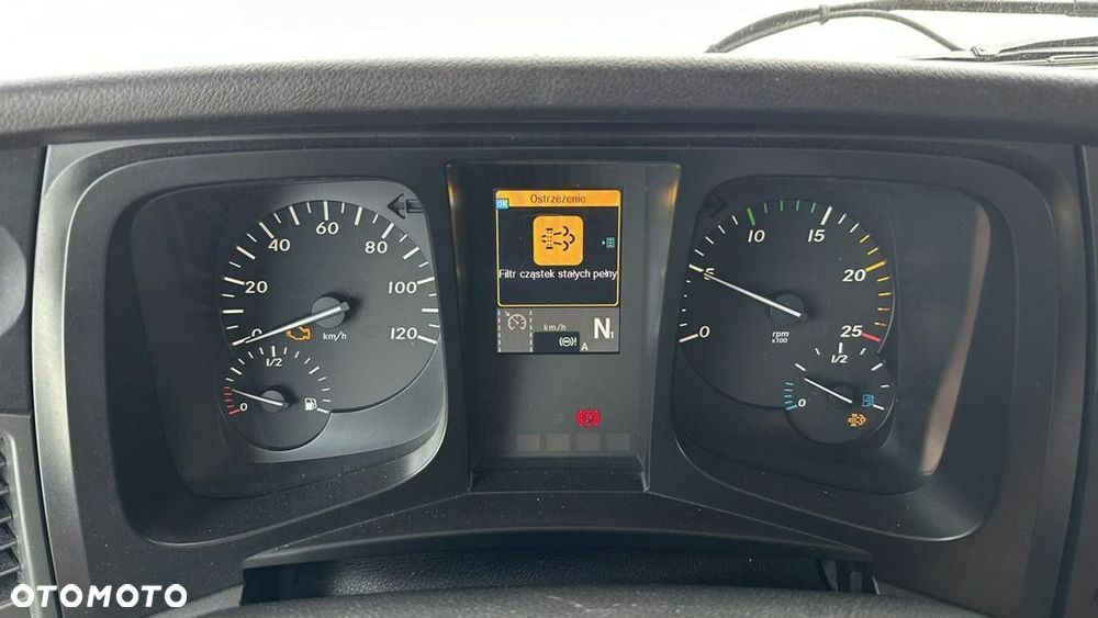 Mercedes-Benz Actros - 13