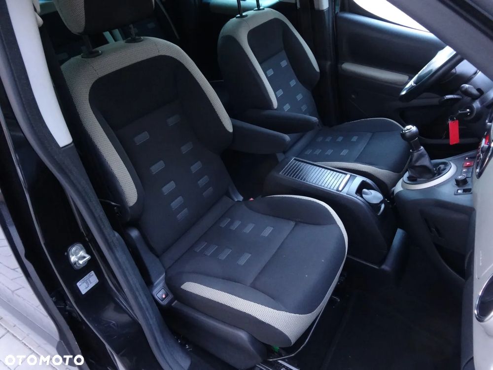 Citroën Berlingo Multispace VTi 120 Exclusive - 27