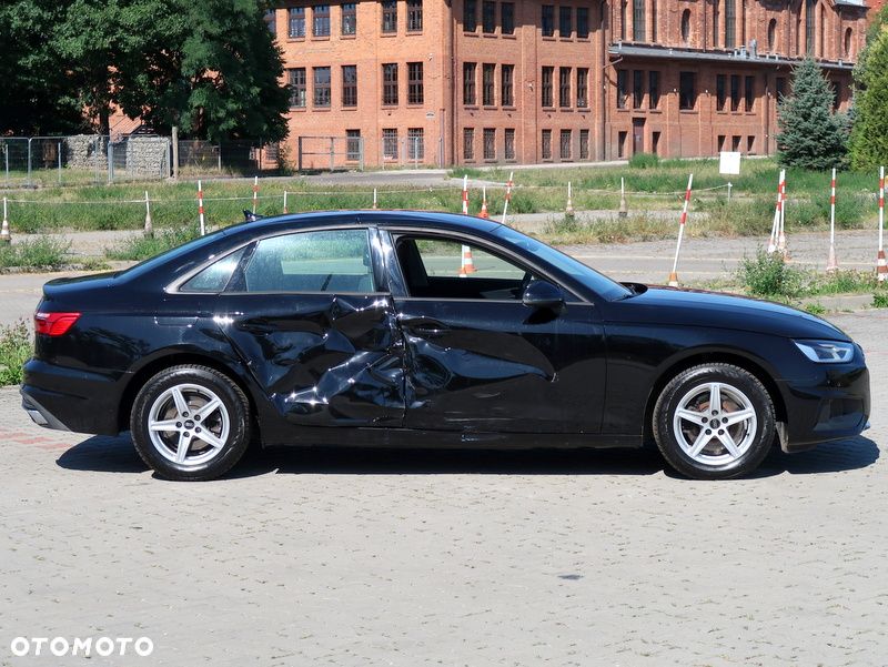 Audi A4 Limousine 35 TFSI mHEV Advanced S tronic - 9
