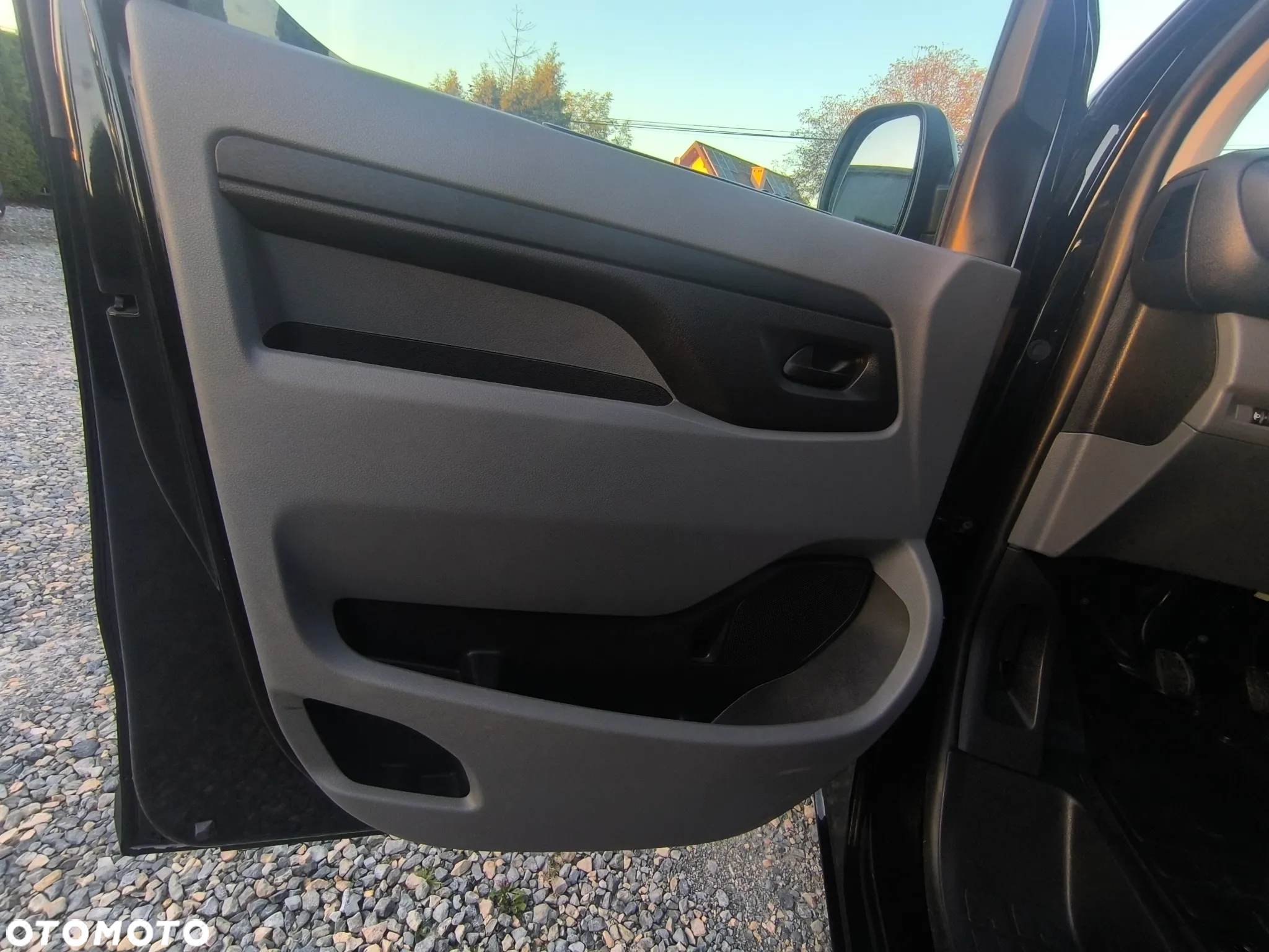 Opel VIVARO - 20