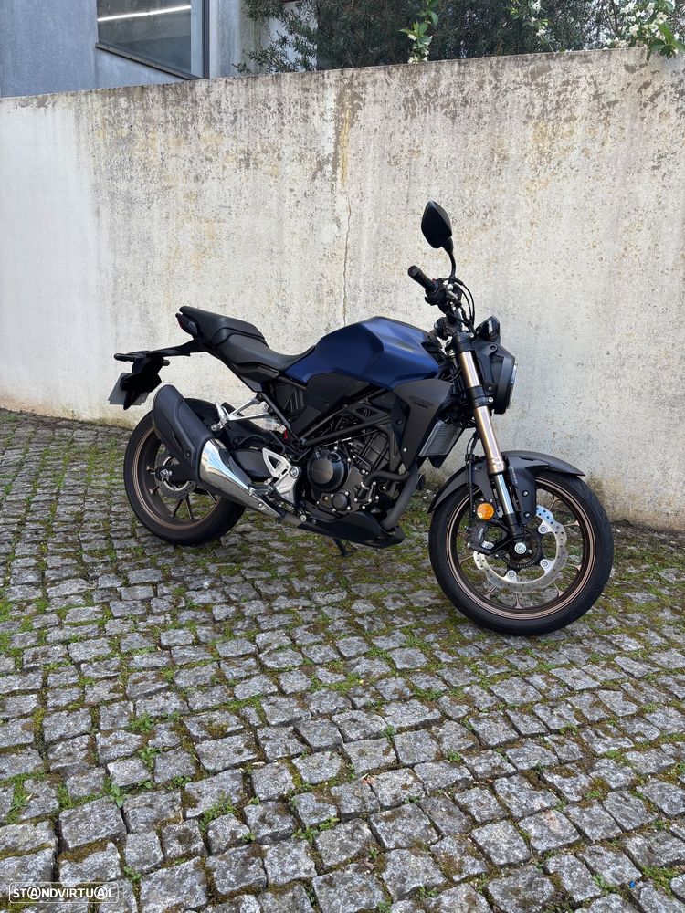 Honda CB 300R - 3