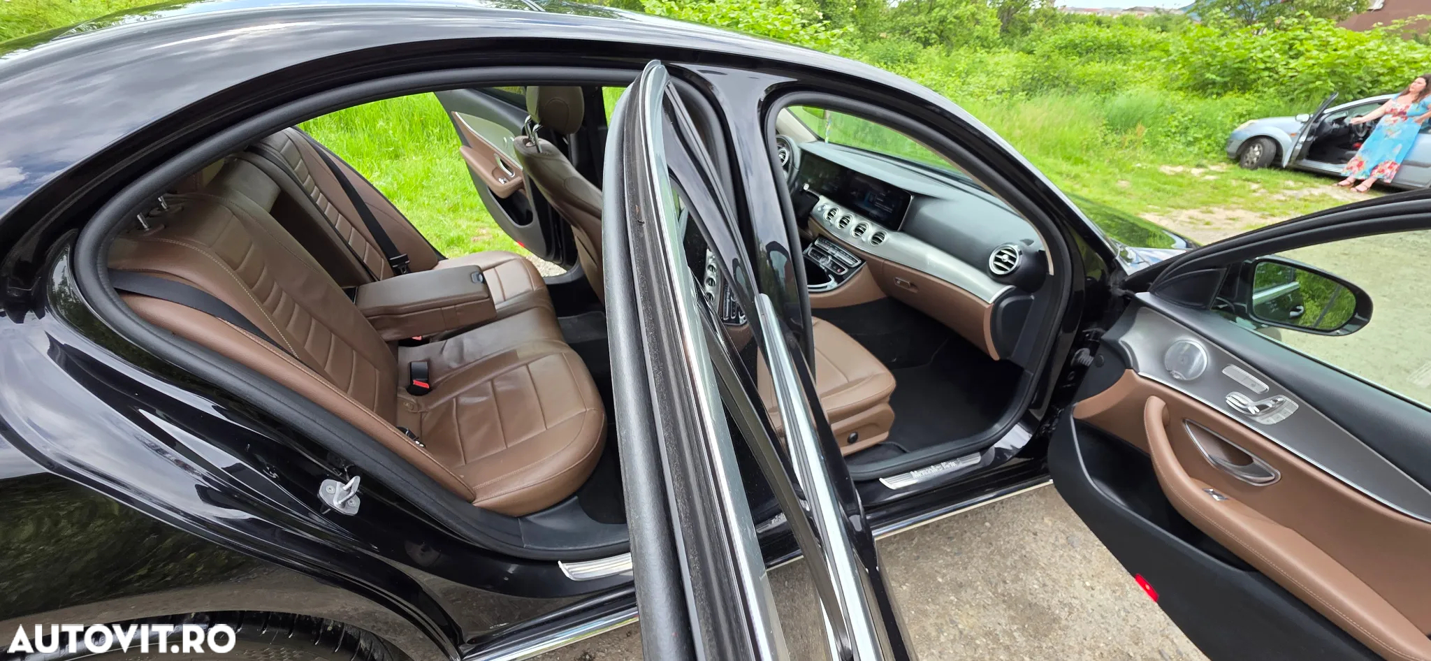 Mercedes-Benz E 220 d 9G-TRONIC AMG Line - 14