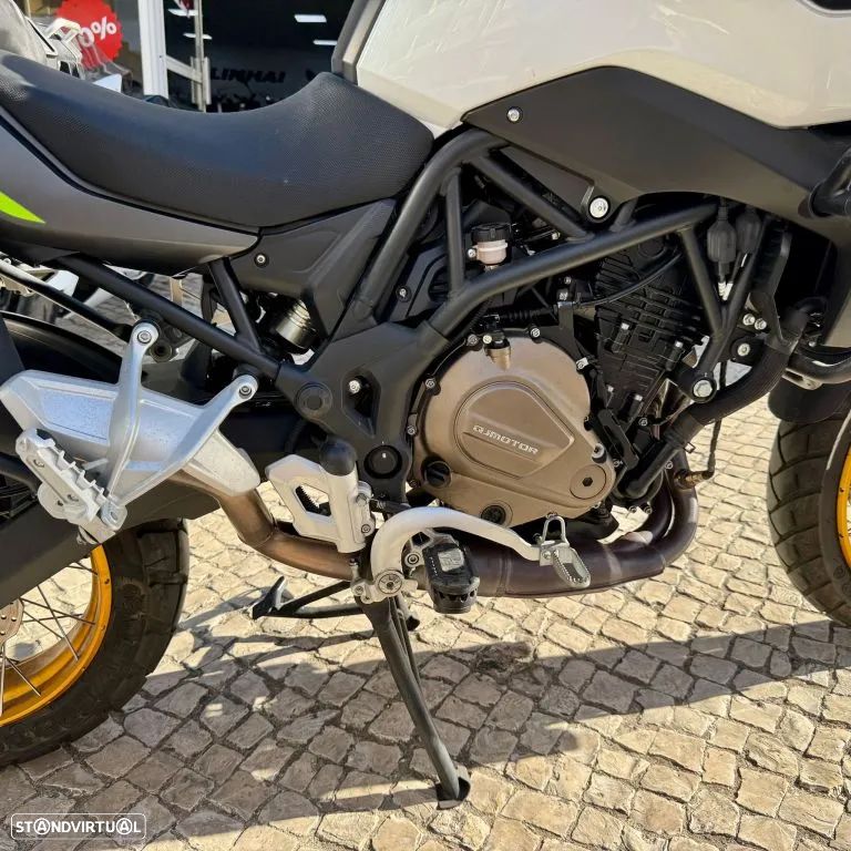 QJ Motor SRT 700X - 14