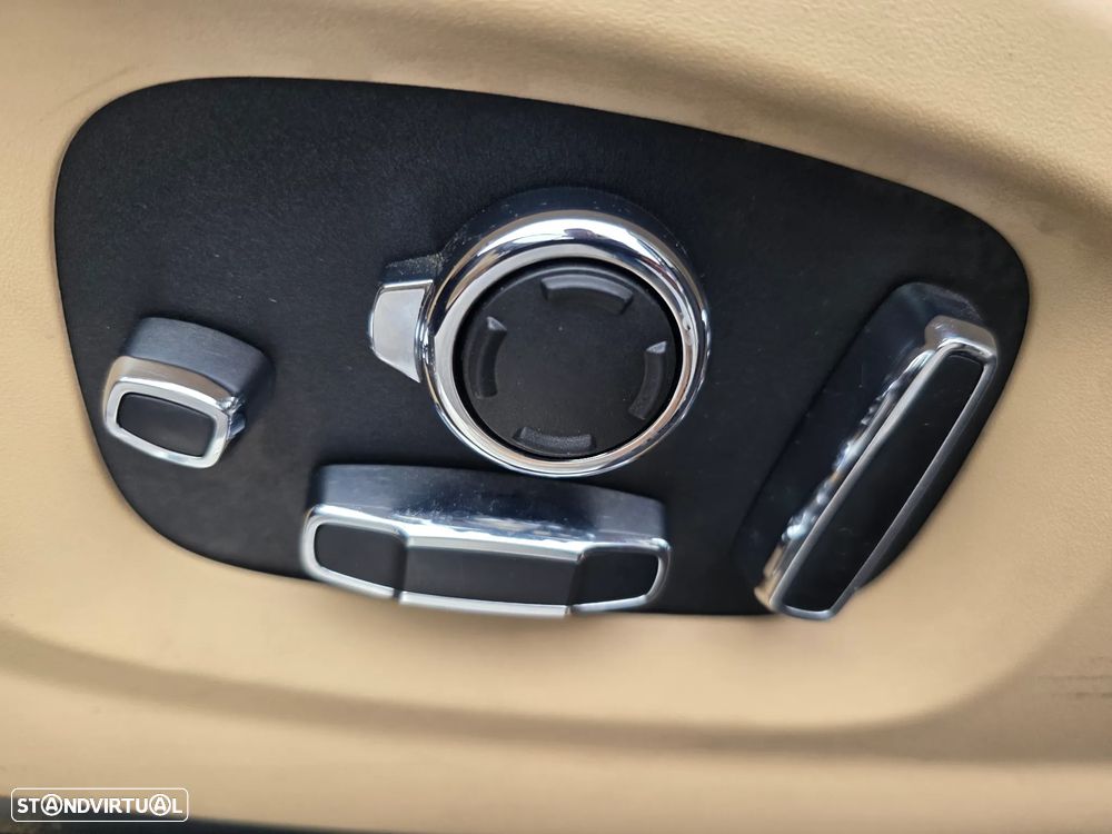 Jaguar XJ 3.0 D V6 Premium Luxury - 24