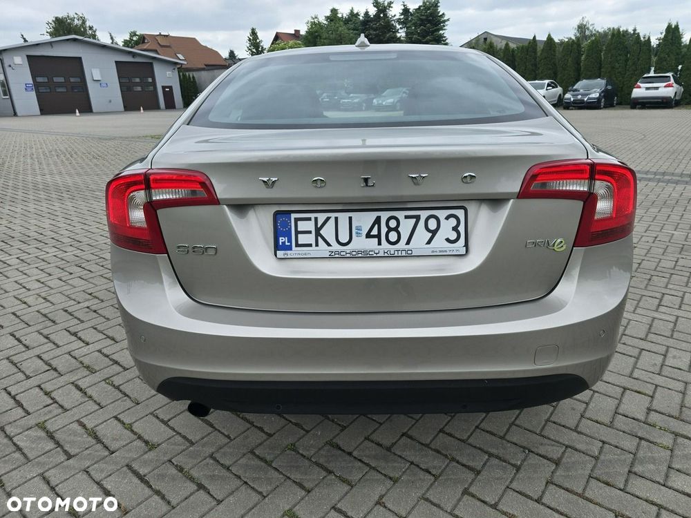 Volvo S60 - 12
