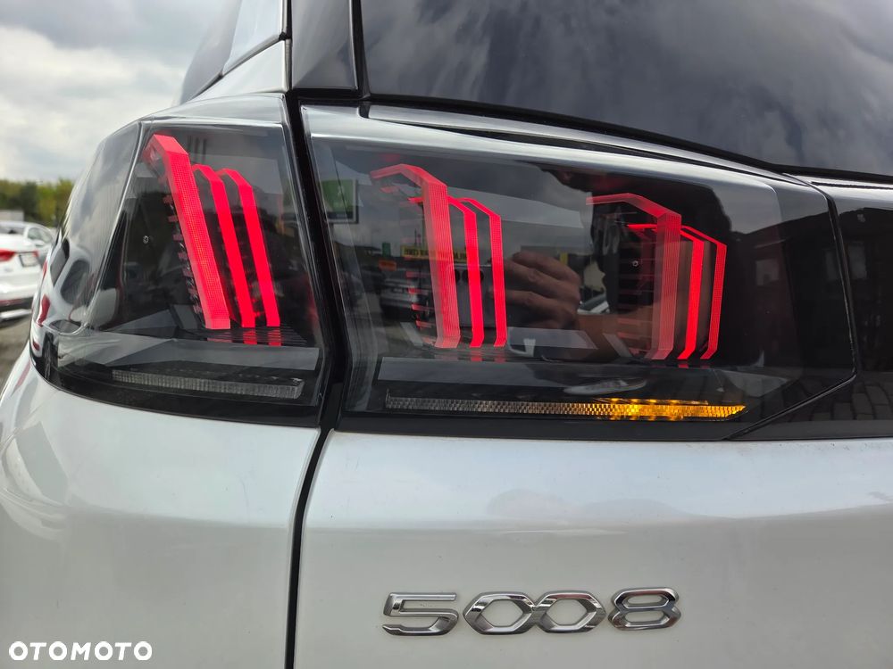 Peugeot 5008 1.2 PureTech Allure Pack S&S EAT8 - 40