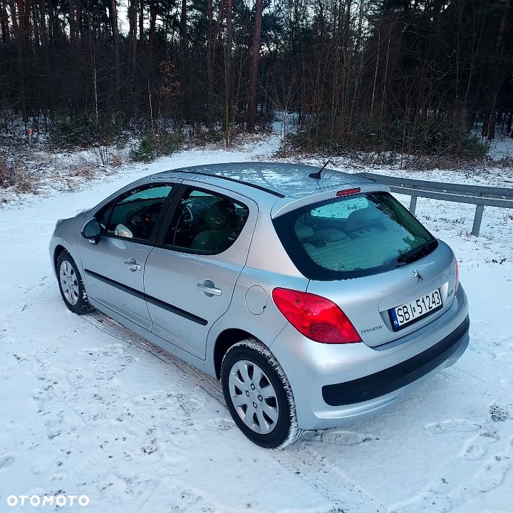 Peugeot 207 1.4 16V Presence - 26