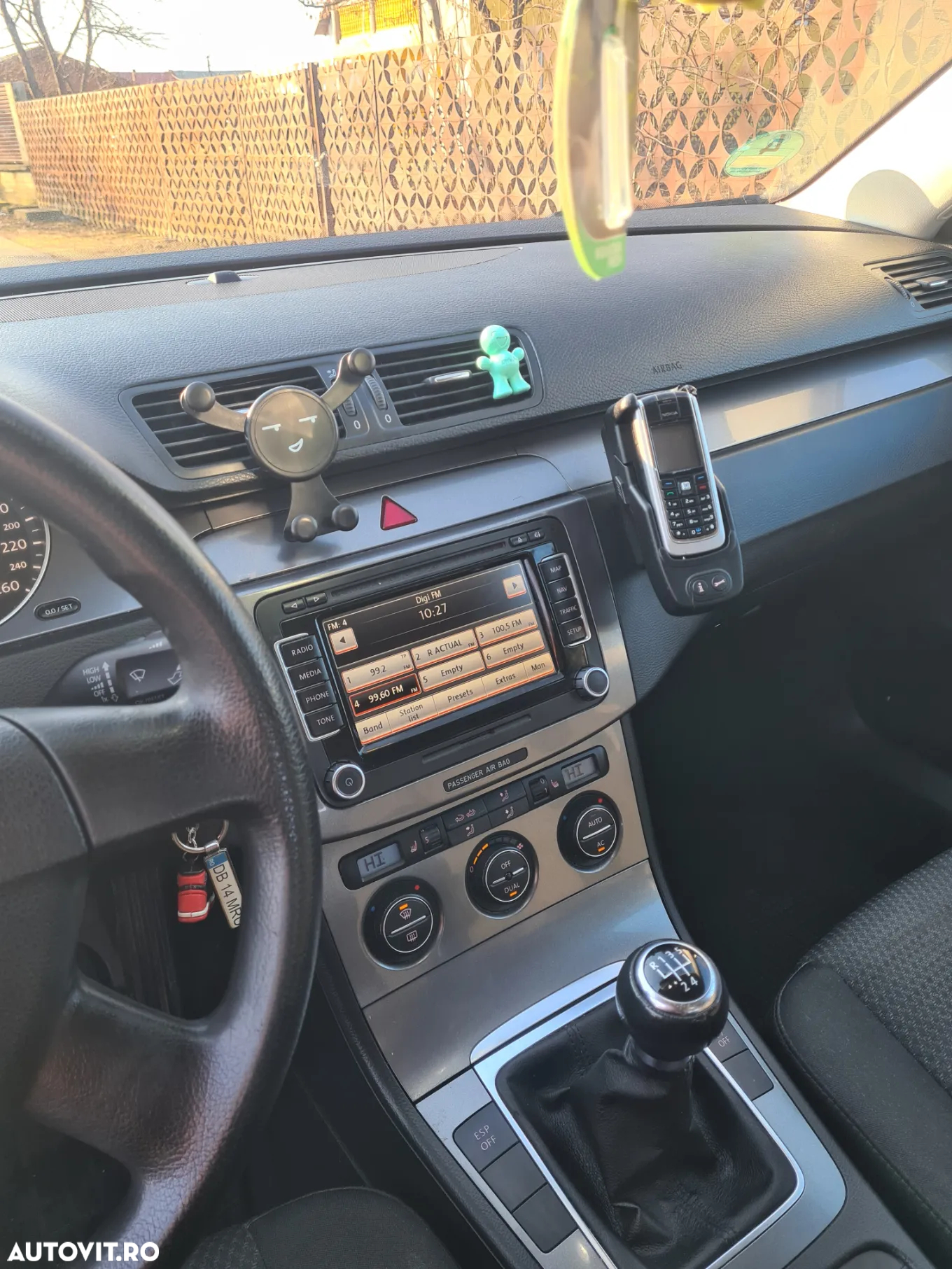 Volkswagen Passat 2.0TDI Comfortline DPF Bluemotion Technology - 6