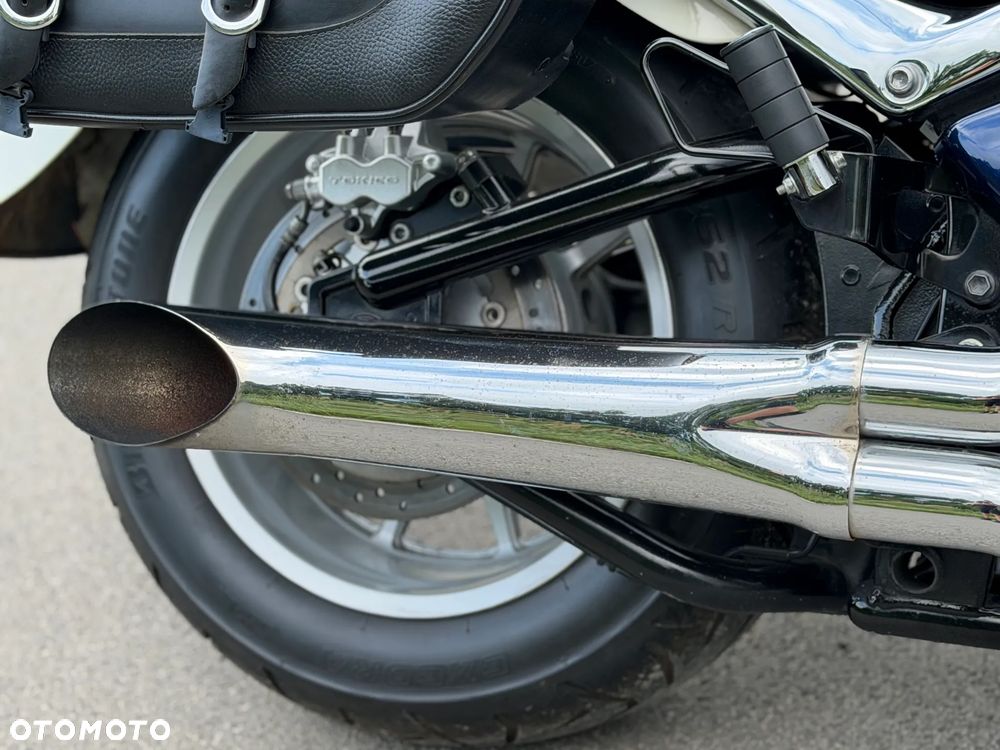 Suzuki Boulevard - 15