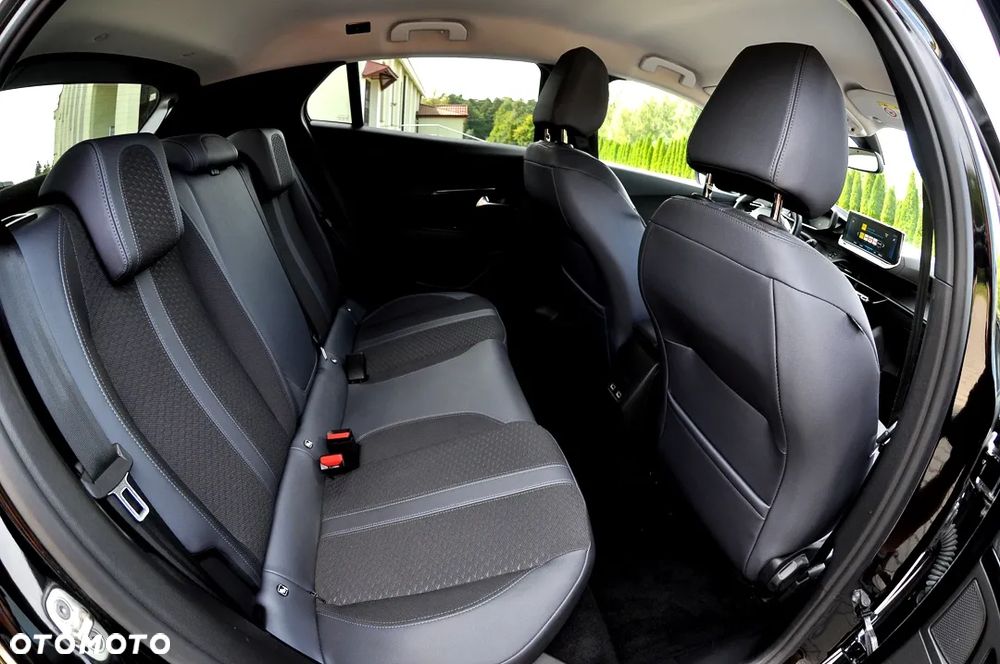 Peugeot 2008 1.5 BlueHDi Allure - 28