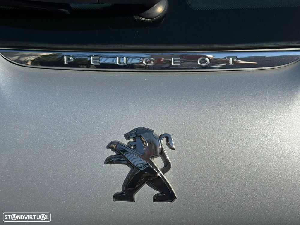 Peugeot 208 1.2 PureTech Active - 19