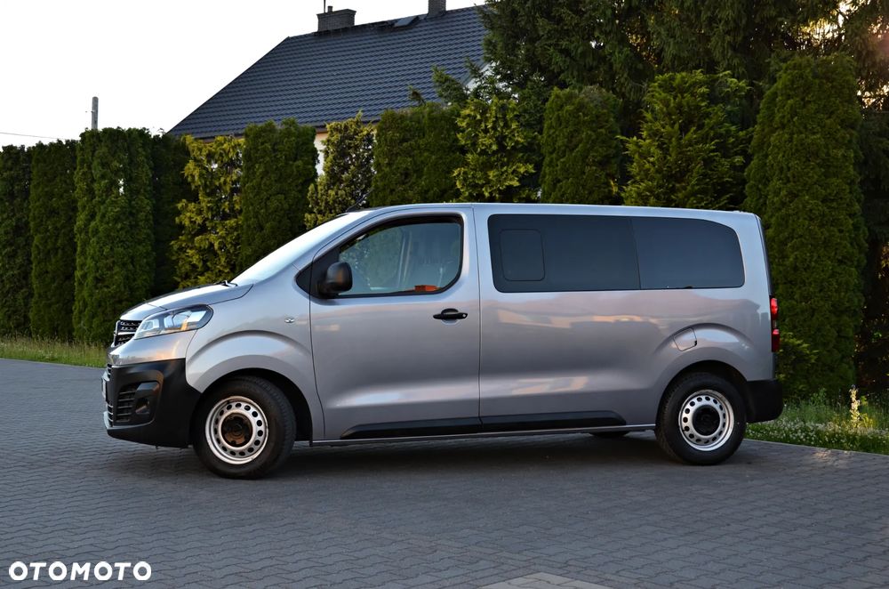 Opel Vivaro Standard Flexcab - 10