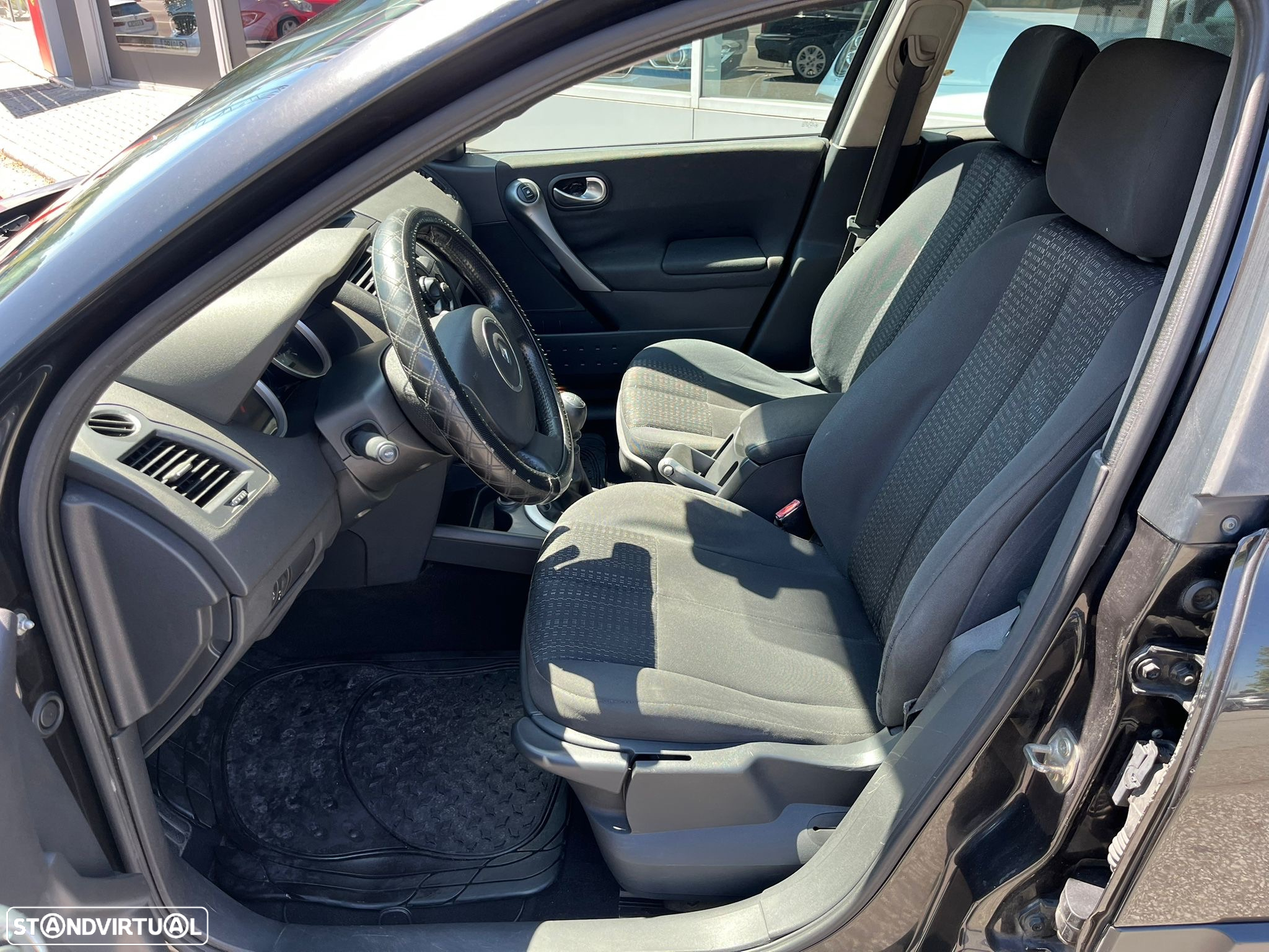 Renault Mégane Break 1.5 dCi Confort - 9
