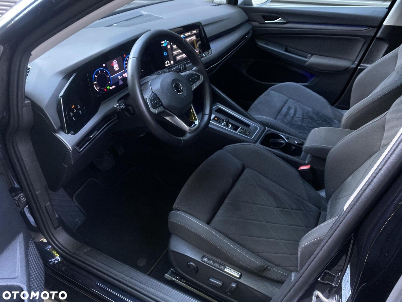 Volkswagen Golf VIII 2.0 TDI Style DSG - 9
