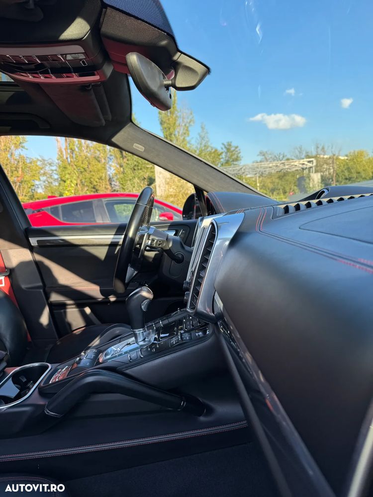 Porsche Cayenne 3.6 L GTS - 22