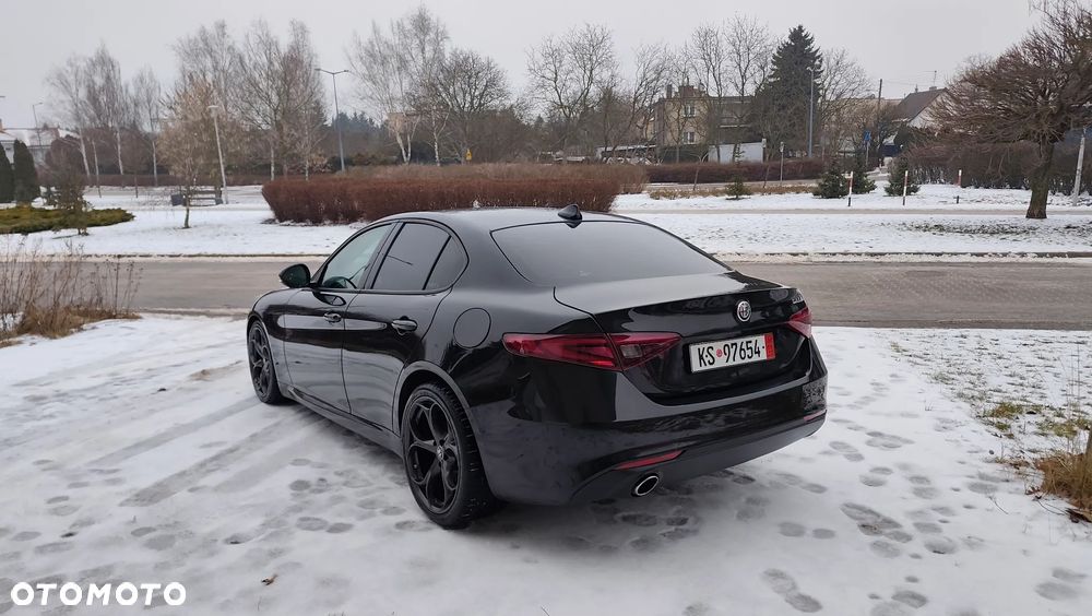 Alfa Romeo Giulia 2.2 D Turbo Super - 9