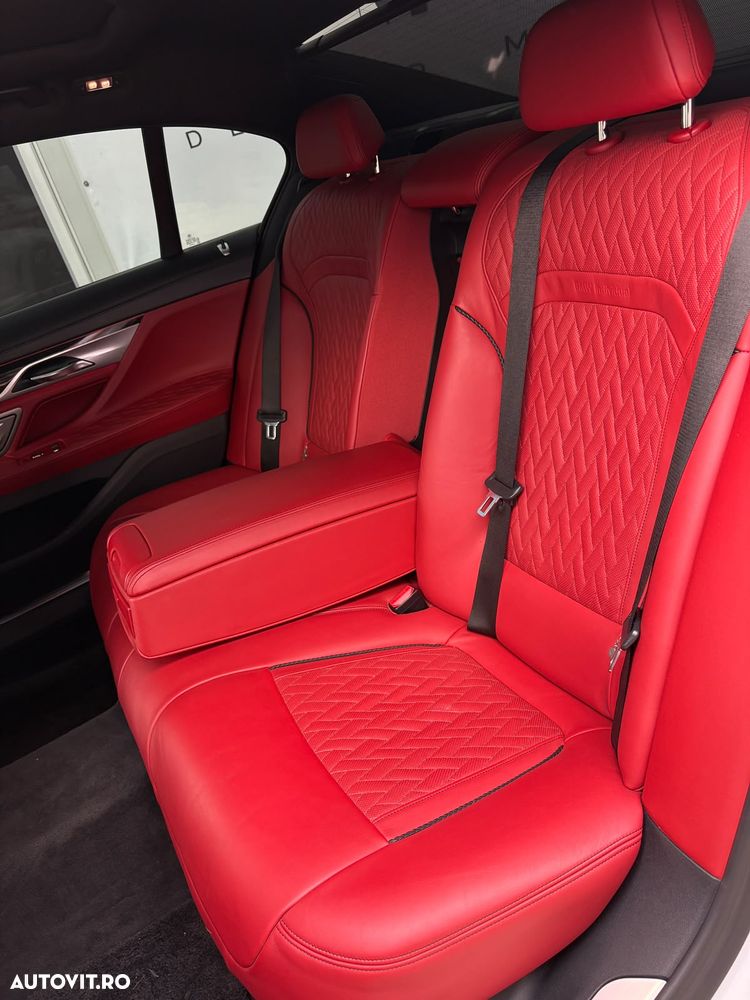 BMW Seria 7 740Li - 21