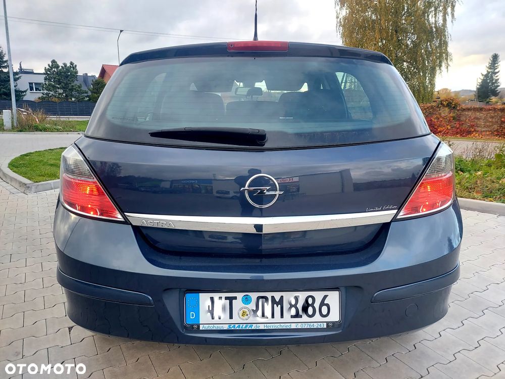 Opel Astra 1.8 Edition - 11