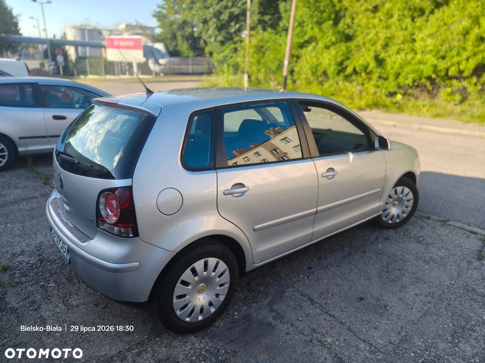 Volkswagen Polo 1.4 Tour - 4